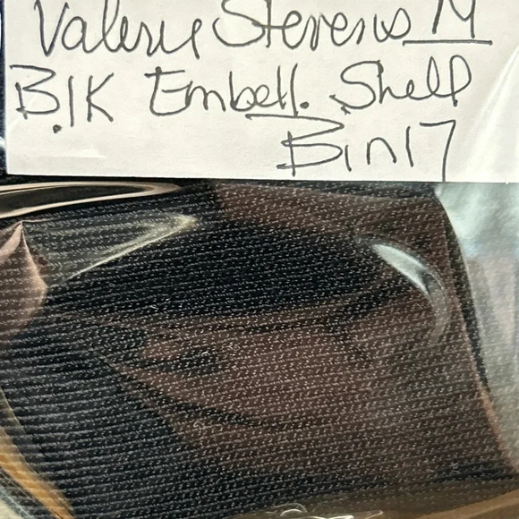 Valerie Stevens Women’s Medium Black Beaded Shell Top Stretch Classic Timeless - Picture 12 of 12